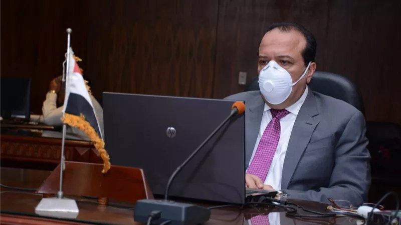رئيس جامعة طنطا يشيد بمشاركة كبار العلماء ويؤكد ان مصر تواجه أزمة كورونا بحرفية