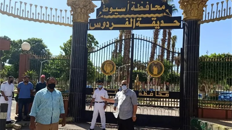 الاسايطة يتناولون الرنجه والفسيخ ويقضون ثالث ايام عيد الفطر بالمزارع