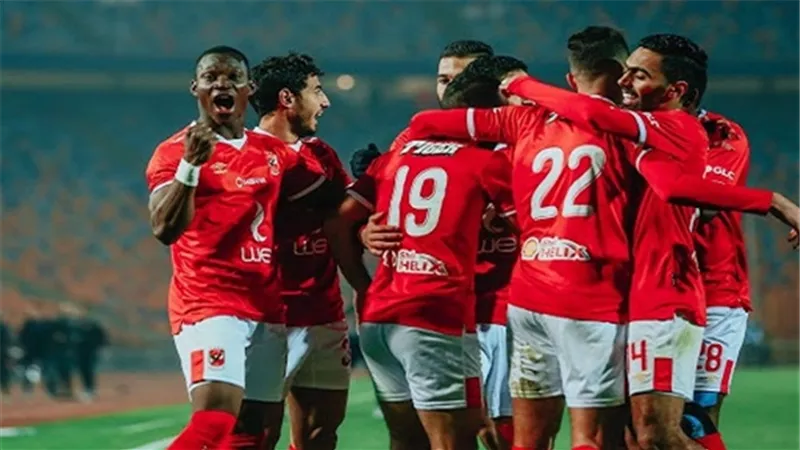 نجم هجوم الأهلي ينتقل إلى بيراميدز نهاية الموسم