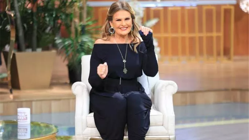 يسرا لمنى الشاذلي: كنت عارفة اليوم اللى أمي هتموت فيه.. فيديو