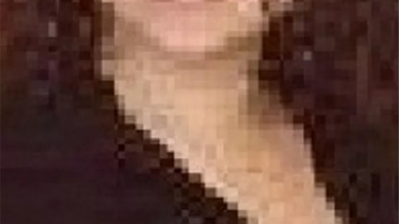 بصورها العارية عبرالفيس بوك خطفت وصديقها نجل رجل اعمال صور