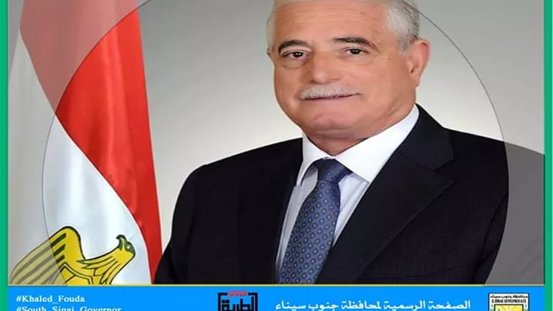 فودة يؤكد علي العاملين والمترددين علي المصالح الحكومية بارتداء الكمامة الواقية
