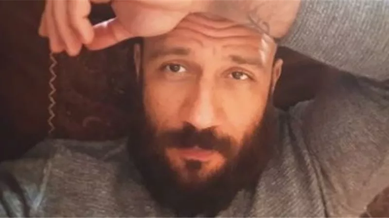 أحمد مكى يقضى العزل الصحى المنزلى ويلتزم بالإجراءات الاحترازية