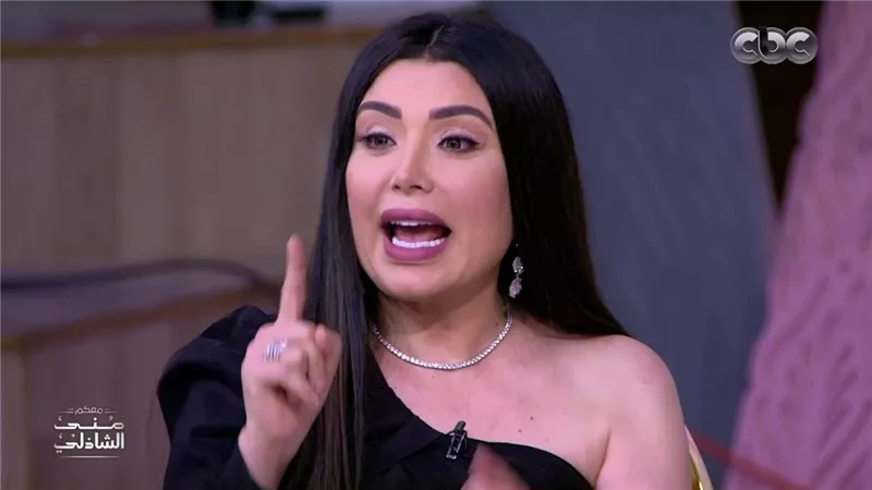 عبير صبرى : دورى فى خيانة عهد ليس شريرة ولكن هي متسلطة.. فيديو