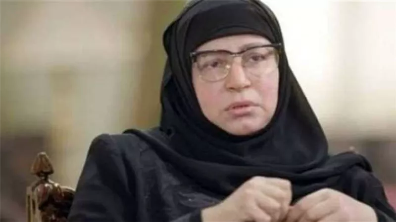 عبلة كامل تنعى حسن حسنى.. 