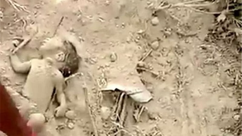 دفنوه حياً ونجا بأعجوبة من الموت
