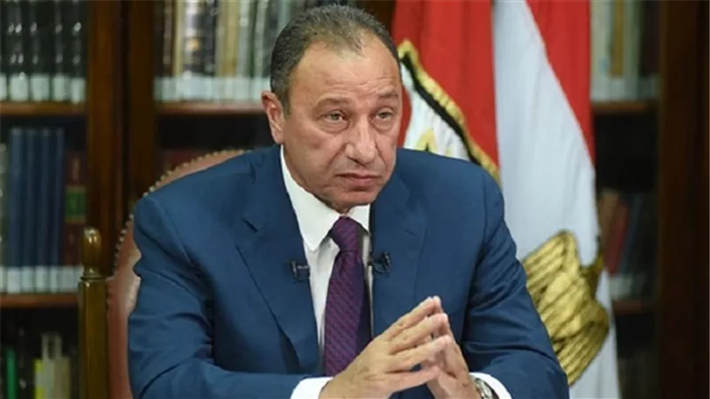 الخطيب يطمئن على الاجراءات الاحترازية حال عودة تدريبات فريق الكرة