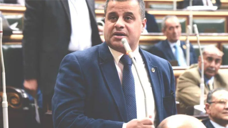 النائب عاصم مرشد يشيد بالاستجابة الفورية من الحكومة لمطالب الأطباء خلال مواجهتهم مع كورونا