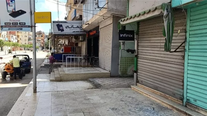 تطهير وتعقيم لمنازل الحالات المصابة بفيروس كورونا 