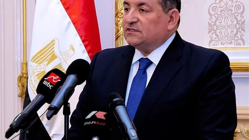 وزير الإعلام : 88 % من المصابين بفيروس كورونا لا يحتاجون لمستشفيات .. فيديو