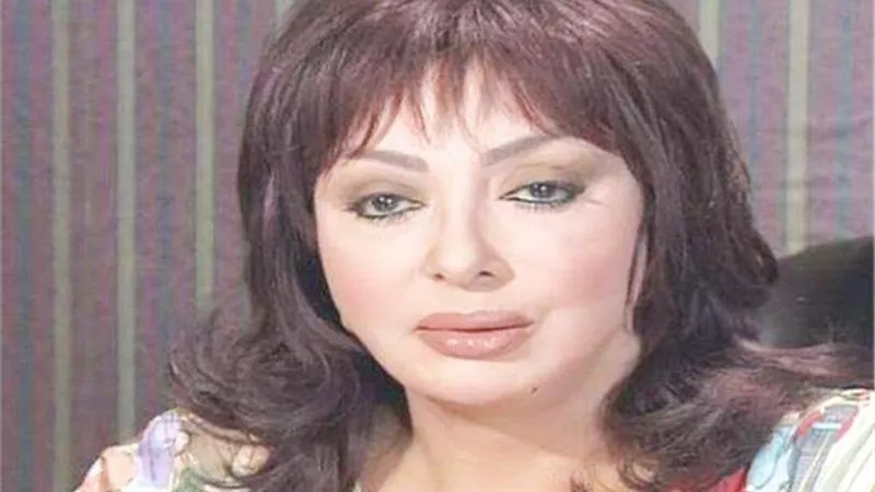 نجمة مصر الاولى تنعى رحيل الفنان حسن حسني.. بكلمات مؤثرة.. فيديو