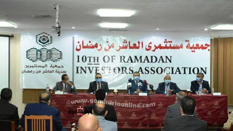 وزيرالقوى العاملة ومحافظ الشرقية يلتقيان مستثمري العاشر للاطمئنان على العمال بالمنشآت الصناعية