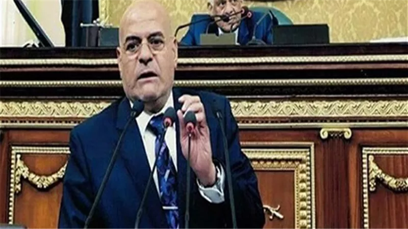 النائب فايز بركات: طرح الكمامات على بطاقات التموين وزيادة المنافذ لبيعها ضرورة للتشجيع على الالتزام بارتدائها