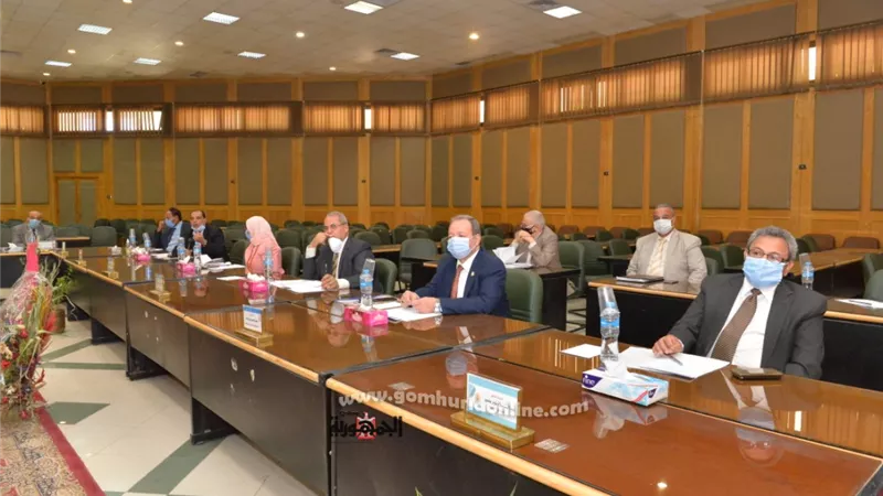 محافظ أسيوط: أهمية تكاتف جهود الأجهزة المعنية لمنع انتشار فيروس كورونا