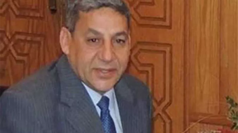 يقتل شقيقه الاصغر بوحشية ويلقي بجثتة في المصرف بالشرقية