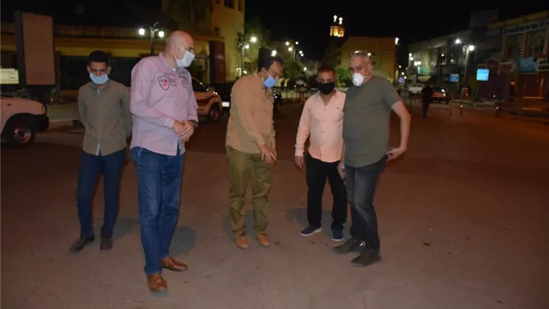 موافى يقود حملة نظافة وإزالة إشغالات جديدة بمدينة الأقصر