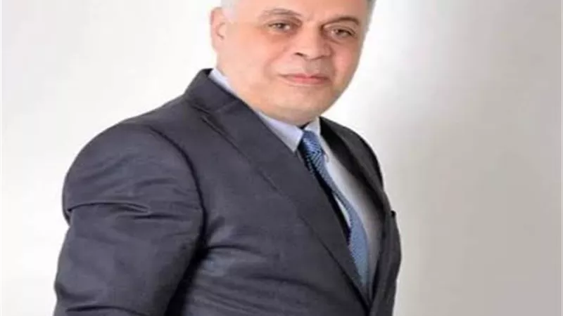اشرف زكى يكشف اخر تطورات الحالة الصحية للفنانة رجاء الجداوي ..فيديو