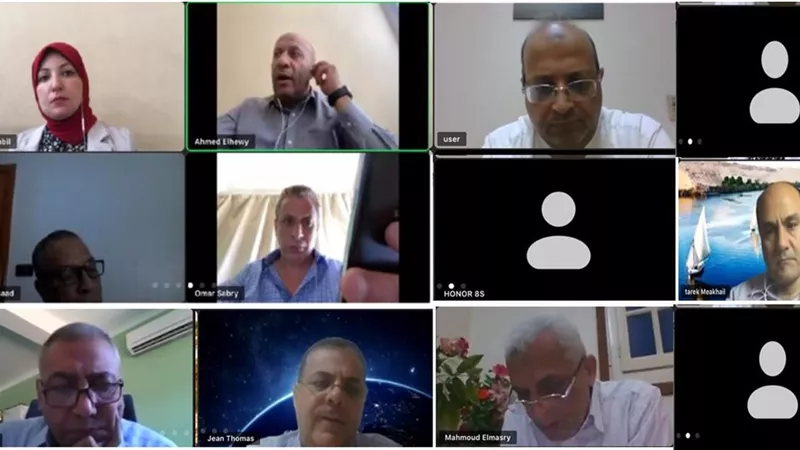 «تطوير التعليم بالوزراء» يناقش التدابير الاحترازية لامتحانات المجمعات التكنولوجية