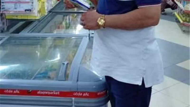 رئيس مدينة الزقازيق يدفع بلجنة لمراقبة الاسواق والمحلات والخدمات المقدمة للمواطنين
