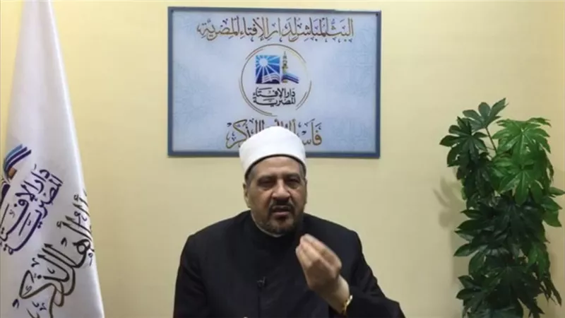 هل يجوز ان اختم القرآن عن والدي المتوفي؟ .. دار الإفتاء تجيب