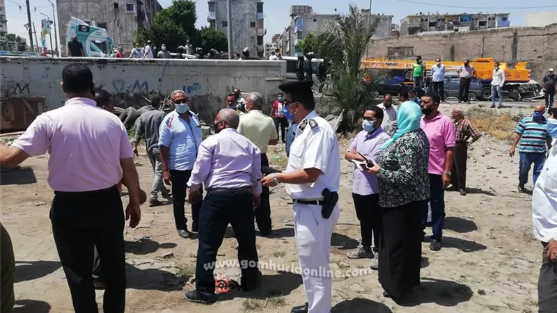 حملة امنية مكبرة لاسترداد ارض السكة الحديد بمينا البصل.. صور