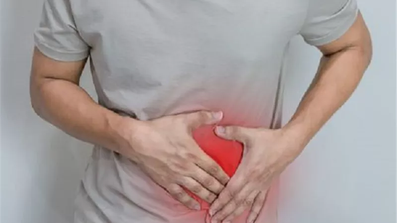 منها البقدونس ..7 اعشاب يمكنها معالجة غازات البطن ..تعرف عليها