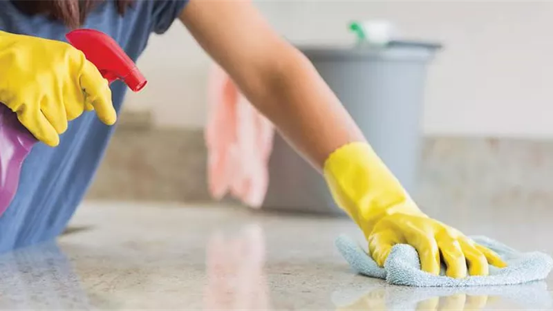الصحة توضح الطريقة المثلى لتطهير المنزل والأدوات الشخصية