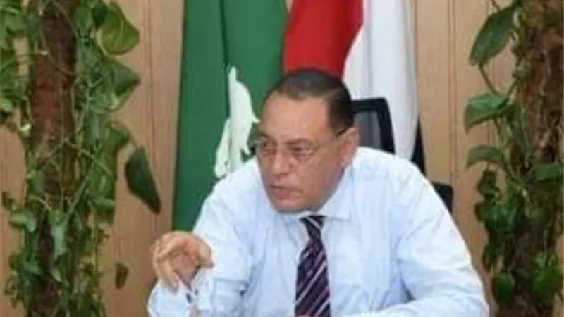 تحرير٣٧٤٧ محضراً متنوعاً وضبط ٥٥طن سلع غذائية و ١٨٠٠ لتر مواد بترولية فى الشرقية