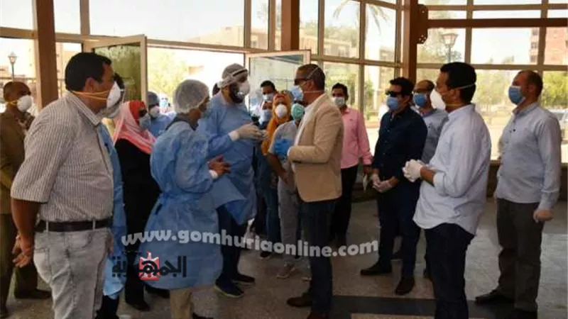 محافظ الفيوم يشدد على إتخاذ كافة سبل الحماية للأطقم الطبية بالمستشفيات