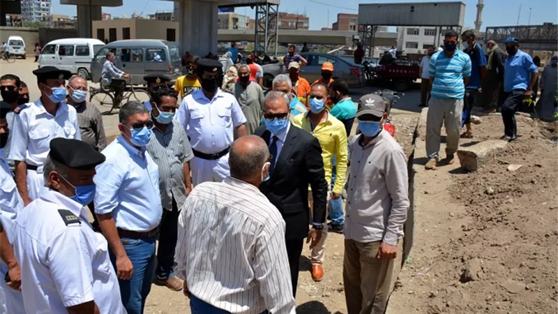 تشجير وتجميل ميدان وابور الثلج أسفل كباري الرياح التوفيقي ببنها