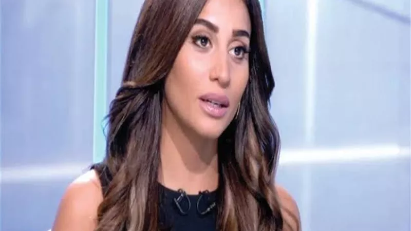 تعرف على سعر حلق دينا الشربينى الغير متوقع.. شاهد