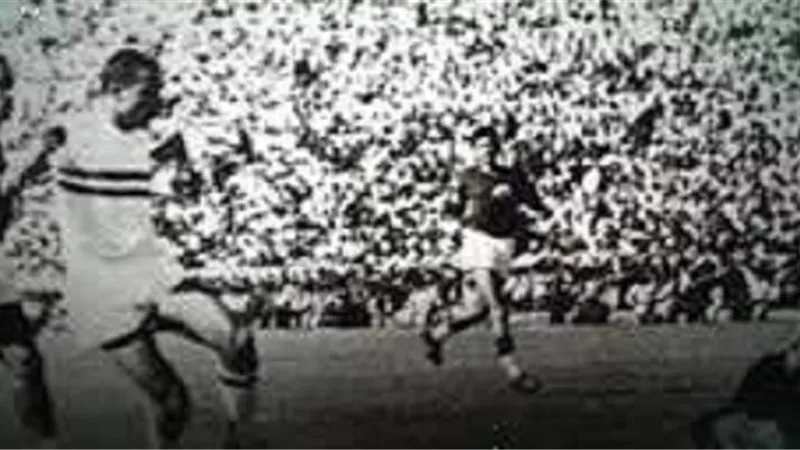 الغندور يحتفل بفوز الزمالك على الأهلى فى مباراة من 80 عام