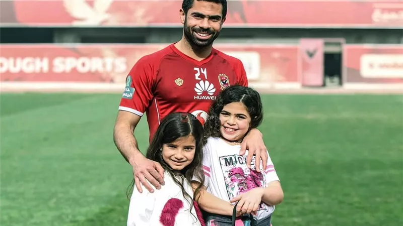 إصابة زوجة وأبناء اللاعب أحمد فتحي بفيروس كورونا