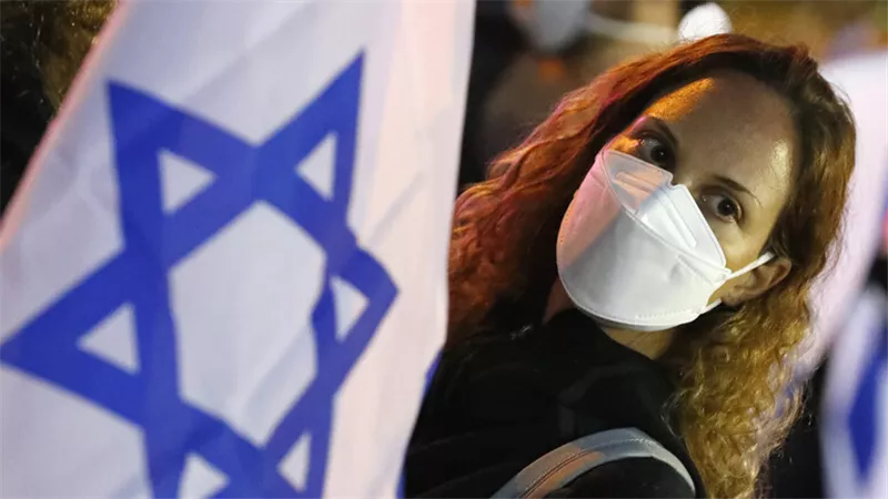 إصابة 17258 إسرائيليا بكورونا ووفاة 290 حالة.. ونتنياهو يقرر فتح المدارس