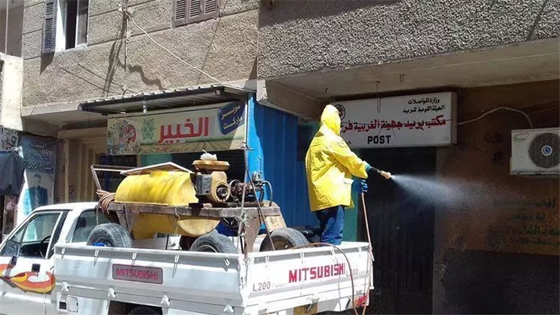 سوهاج: استمرار أعمال تطهير المصالح والشوارع الرئيسية والفرعية
