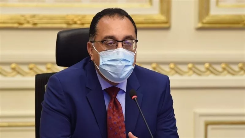 الحكومة: تجهيز 35152 سريراً داخلياً بالمستشفيات و2218 جهاز تنفس صناعى