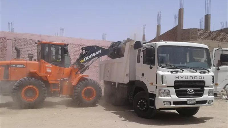 رفع 150طن من القمامة والمخلفات بقرى الطود جنوب شرق الأقصر