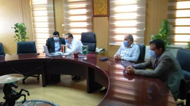 غراب يجتمع بأعضاء اللجنة العليا لمتابعة تنفيذ الإجراءات الوقائية والإحترازية بالمناطق الصناعية