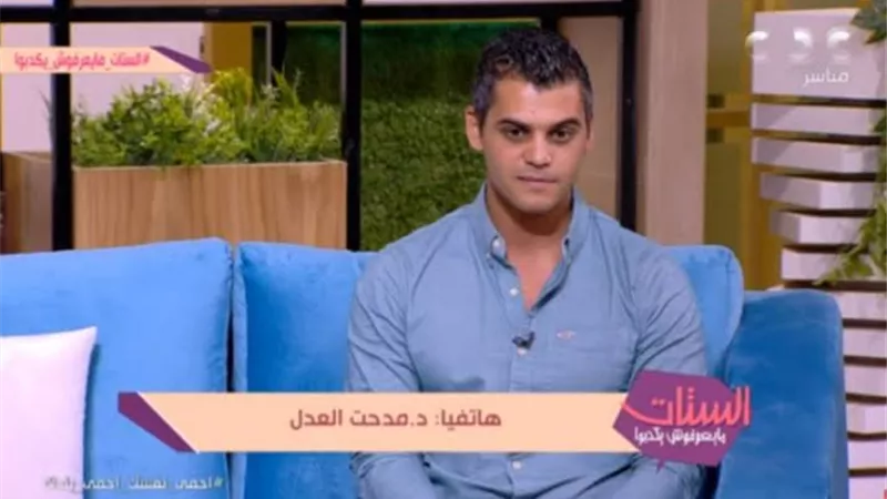 مدحت العدل يوعد حسين نصار بعمل فنى قريباً بعد تقليده لمبروك عطية