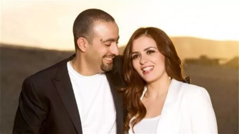 احمد السقا يعلن نتيجة تحليله لفيروس كورونا هو وزوجته