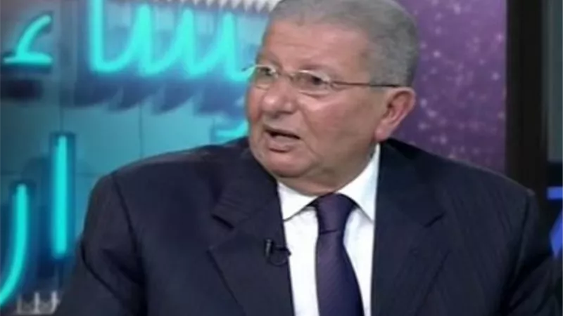نقل فتحى نصير نجم الأهلى للمستشفى بعد تدهور حالته الصحية