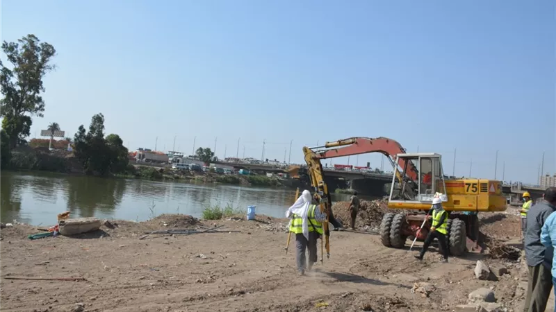 الهجان يتفقد طريق شركات البترول لدفع الأعمال