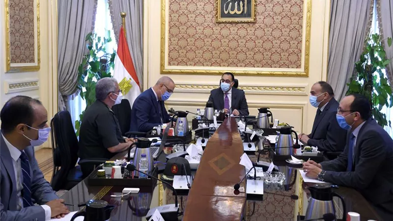 رئيس الوزراء يتابع موقف عدد من مشروعات محافظة الإسكندرية