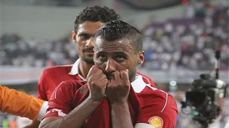 أول رد من حسام عاشور بعد خبر انتقاله للزمالك