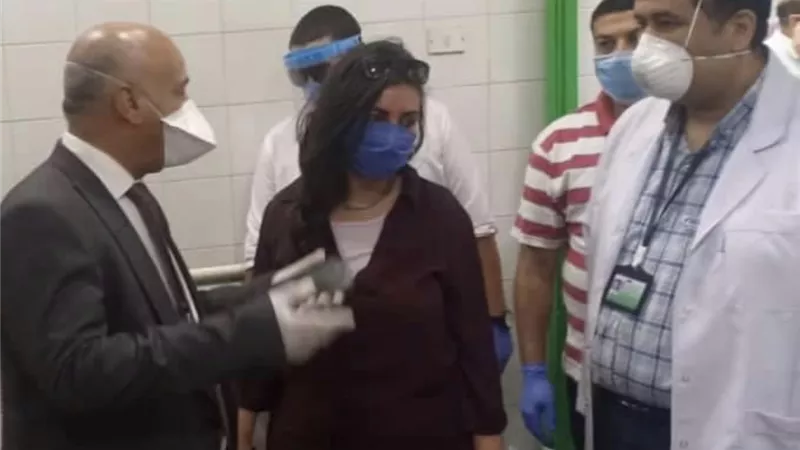 محافظ الغربية : توافر المستلزمات الوقائية والأدوية بمستشفيات العزل وتكليف وكيل الصحة بالمتابعة