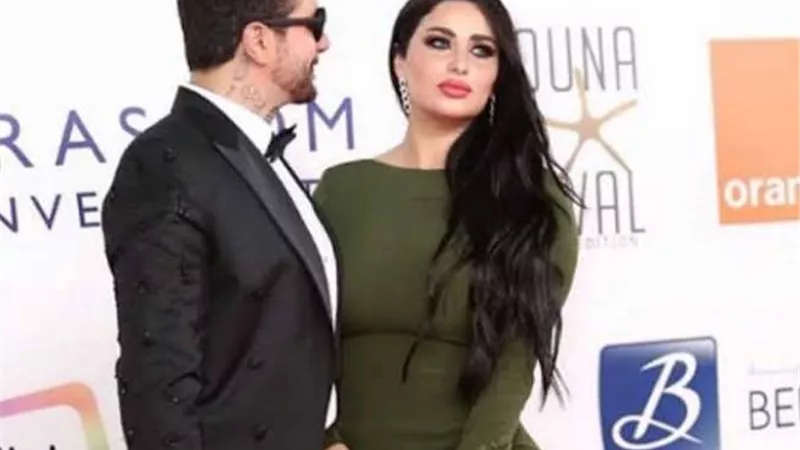 احدث ظهور لاحمد الفيشاوى وزوجته بعد تأييد حكم حبسه عام.. شاهد