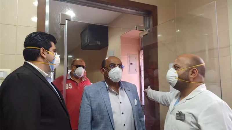 نائب محافظ الشرقية ووكيل وزارة الصحة يتفقدان مستشفي فاقوس والحميات والحسينية