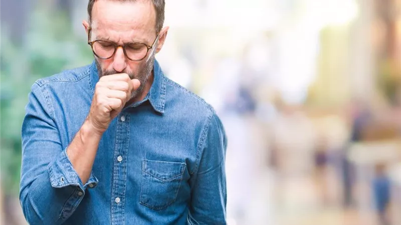 5 طرق طبيعية لعلاج السعال الجاف.. ومدى فعاليتها على مرضى كورونا؟