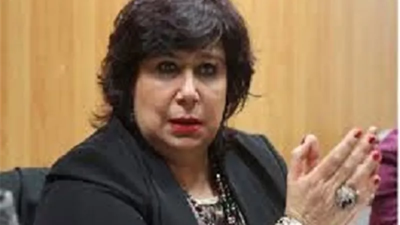 وزيرة الثقافة تطلق سلسلة لقاءات فكرية على اليوتيوب