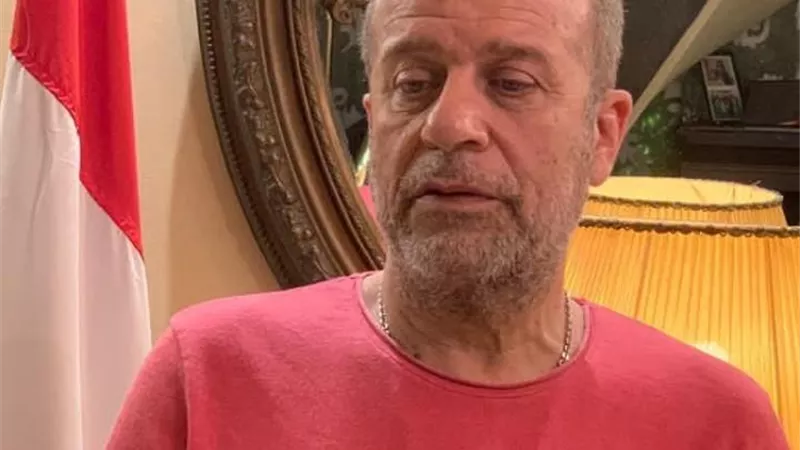شريف منير يشعل انستجرام بصورة جديدة